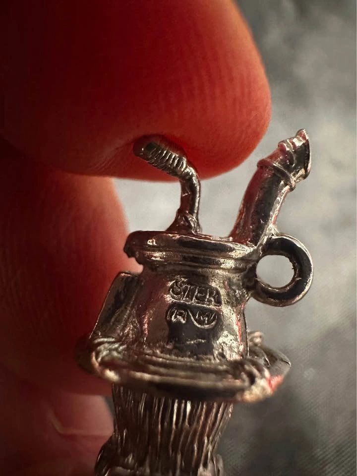 Sterling Silver Miniature Vintage Pot Belly Wood Stove - photo 2