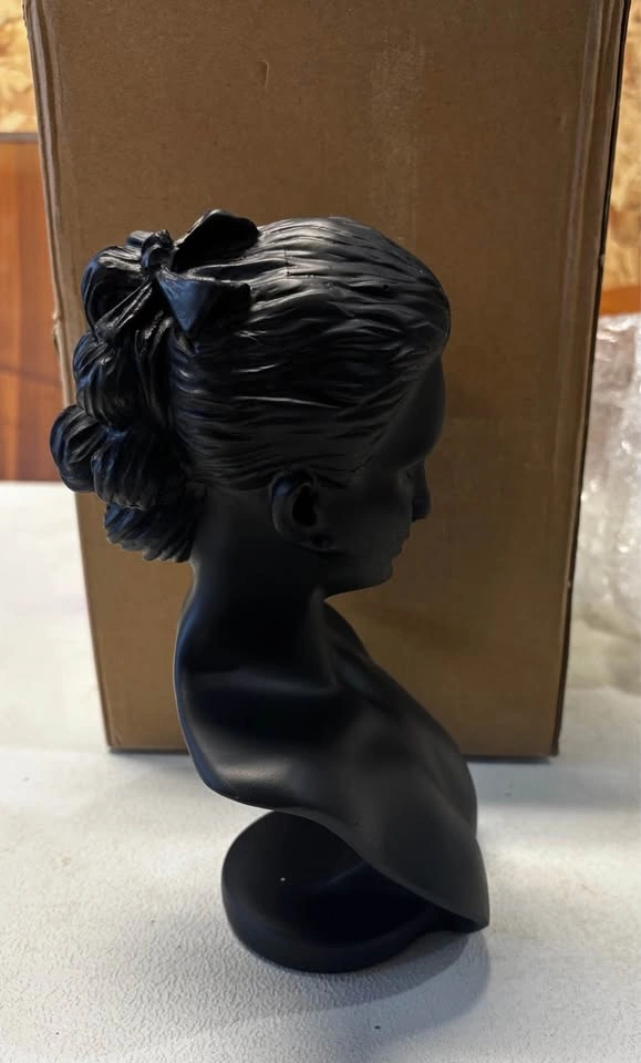 Jewelry Display Stand Bust Mannequin - photo 3