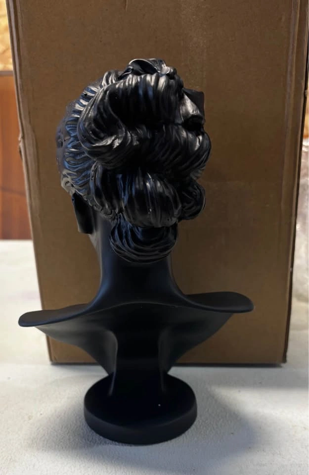 Jewelry Display Stand Bust Mannequin - photo 5