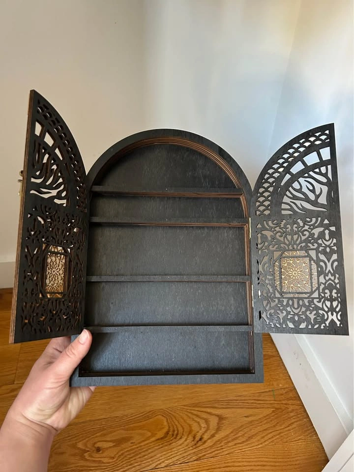 Bohemian crystal display shelf - photo 2