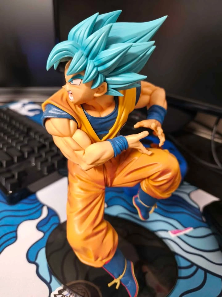 Dragon Ball Super Son Goku Super Saiyan Blue Banpresto Figure - photo 3