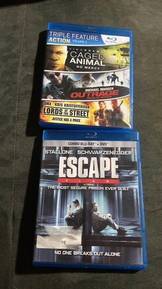 The Dark Knight Trilogy Blu-ray - photo 4