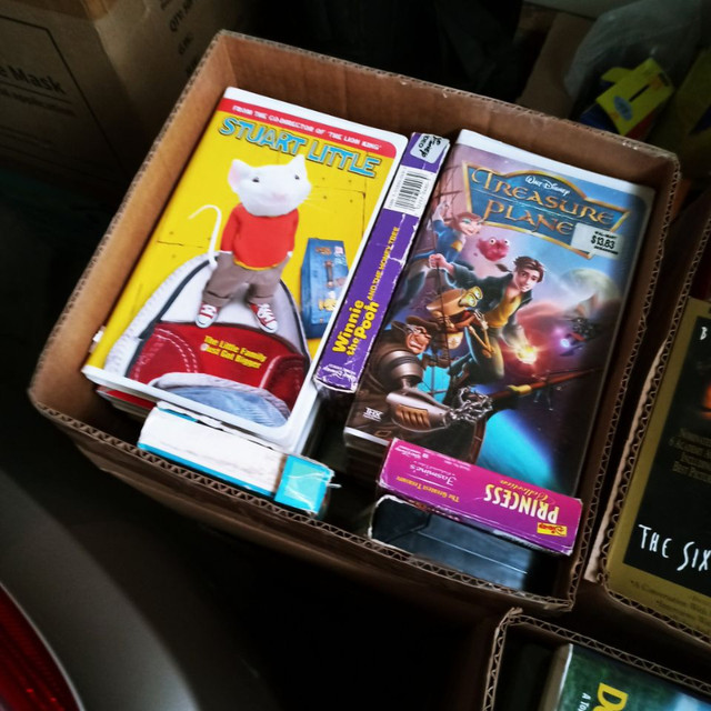 Classic VHS Tapes (Approx 250 tapes) - photo 4