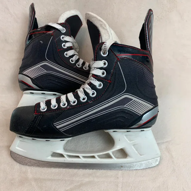 Bauer Vapor X300 Hockey Skates Black Men’s US 7.5 image indicator(10)