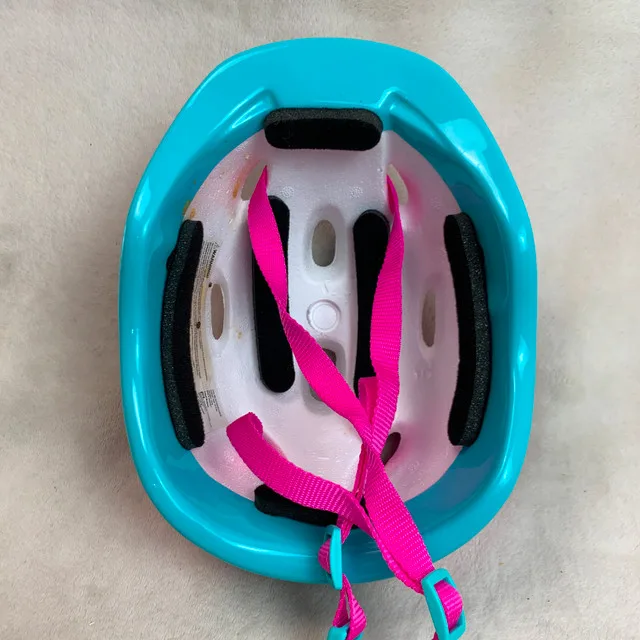 LOL Surprise Kids Bike Helmet Bicycle 4-5 yrs old image indicator(6)