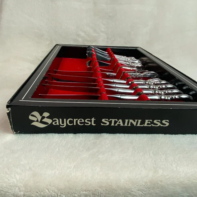 Oneida Baycrest Stainless Steel Butter Knives image indicator(5)