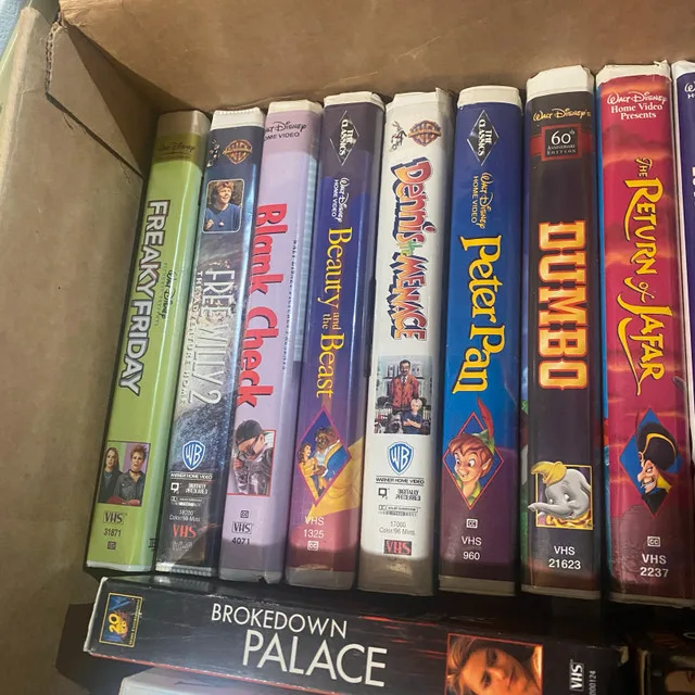 Large Collection of VHS Movies approx 80 Tapes image indicator(2)