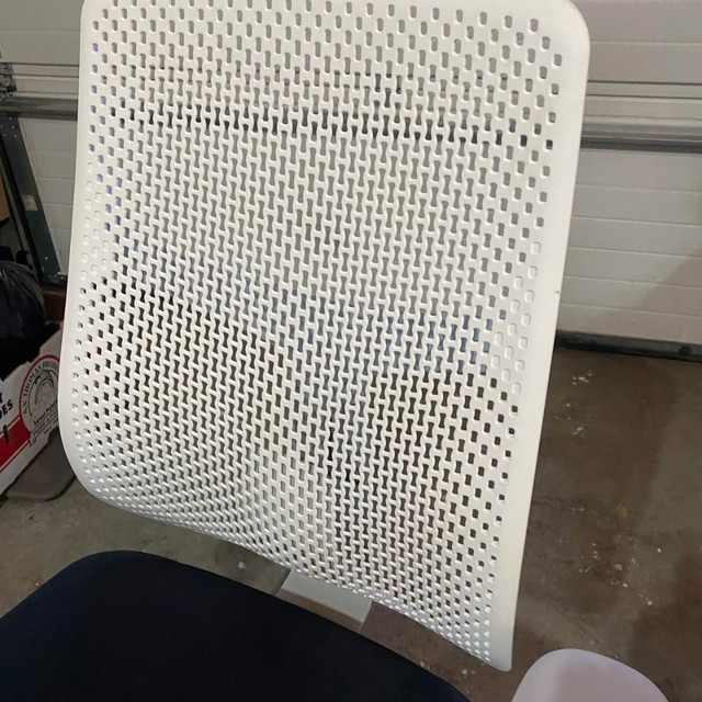 Verus Task Chair Herman Miller TriFlex Polymer Back - photo 2