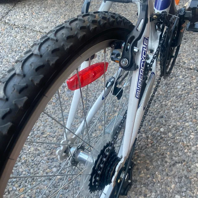 SC1800 Supercycle Bicycle 9-12yrs old image indicator(3)