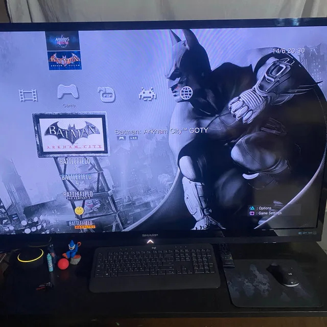 PS3 80gb Modded c/w built-in games image indicator(4)