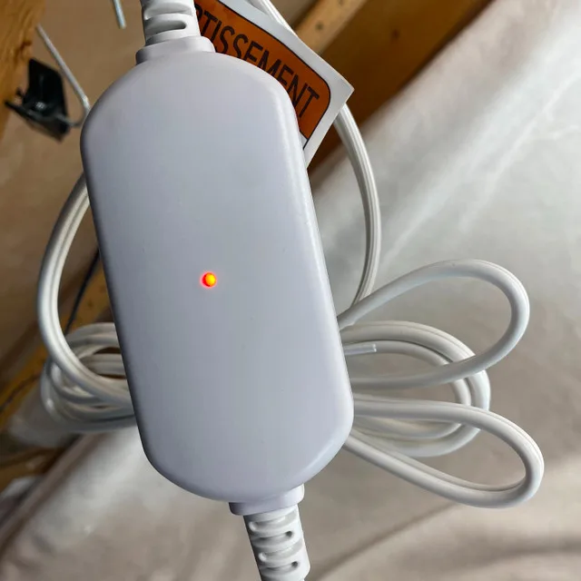 Berkshire Life Heated Throw 127 x 152 cm Faux Fur Gray image indicator(8)