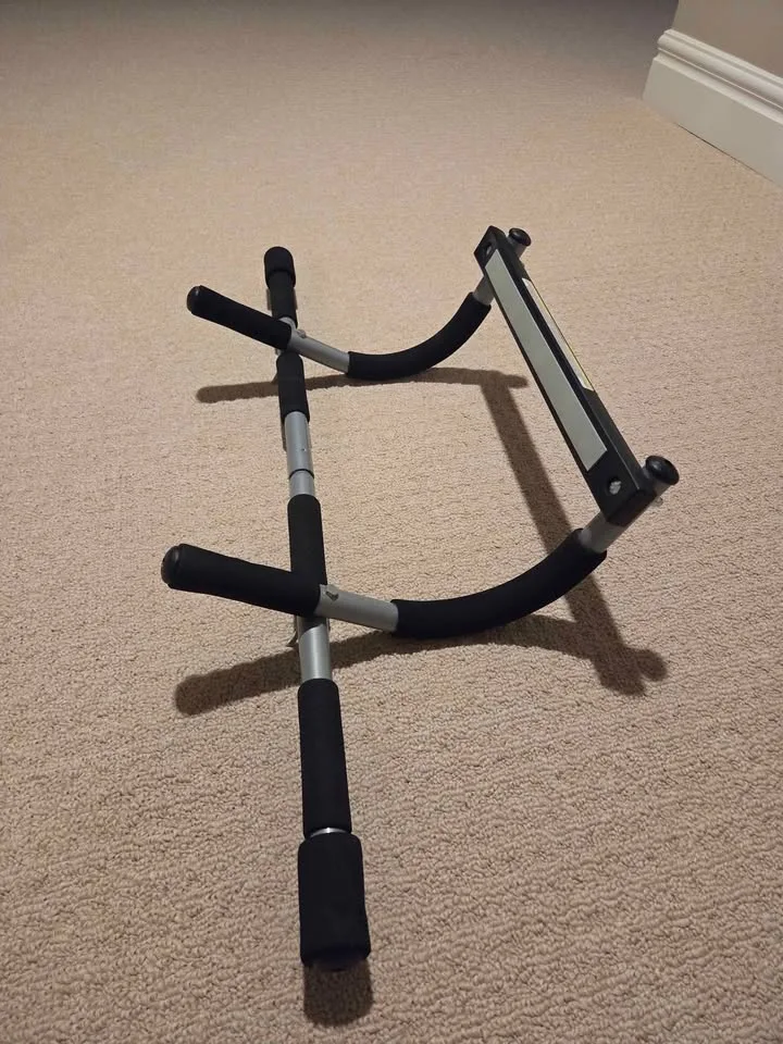 Pull-Up Bar image indicator(3)