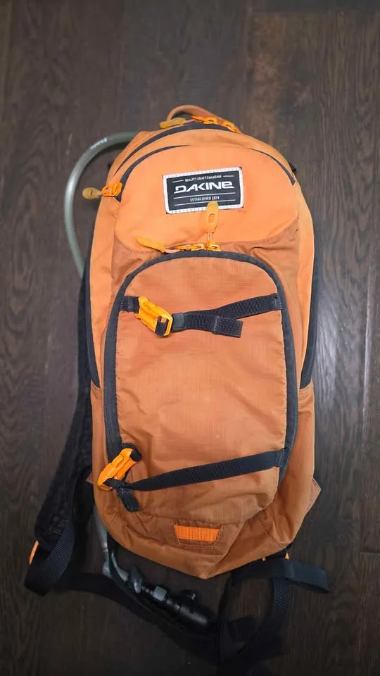 Dakine Hydration Pack image indicator(3)