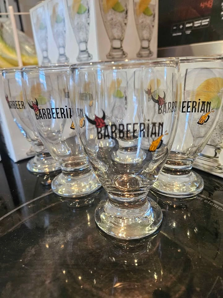 Set of 30 Matching Beer Glasses – Party / Home Bar Set - photo 3