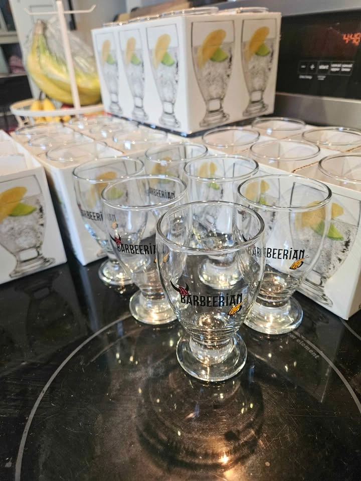 Set of 30 Matching Beer Glasses – Party / Home Bar Set - photo 4