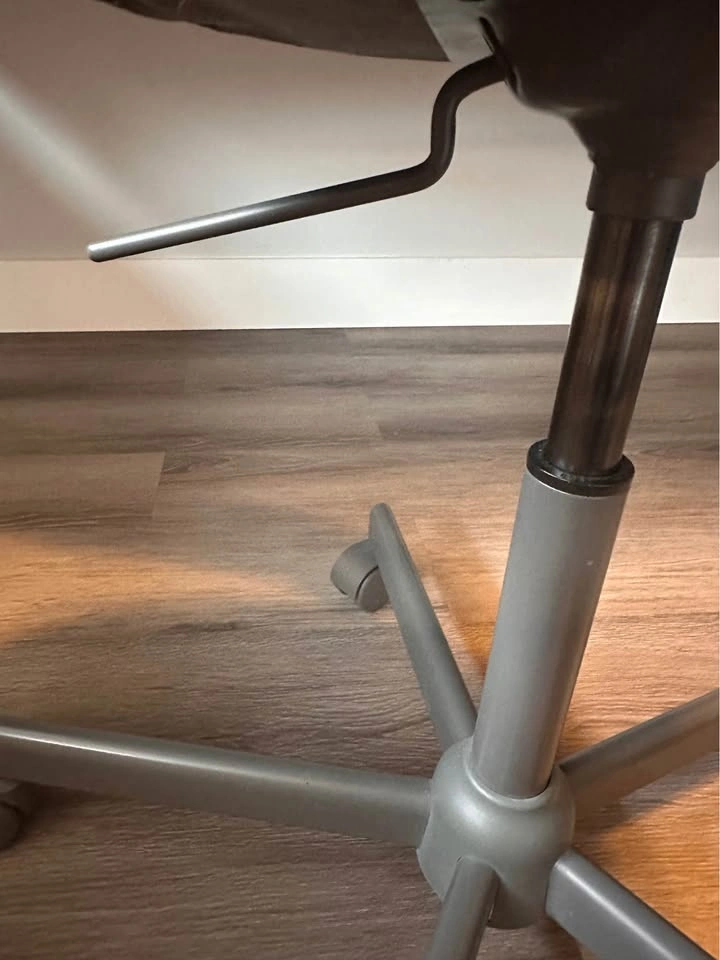 Grey IKEA Bleckberget Adjustable Height Desk Chair - photo 3
