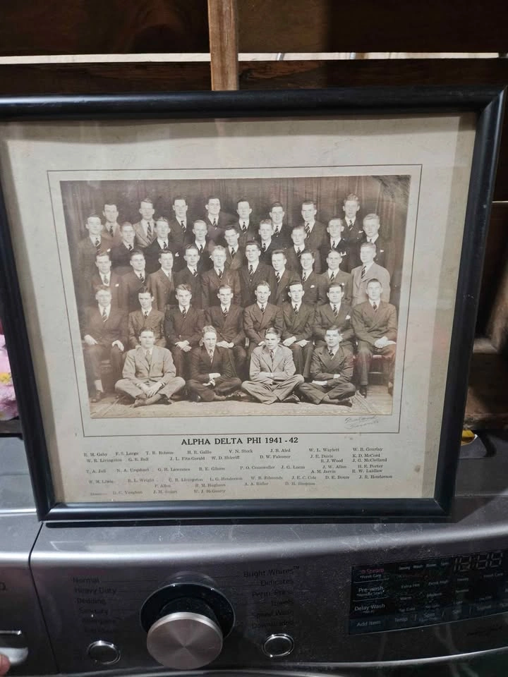 Vintage Alpha Delta Phi Fraternity Photo 1941-42 Friedland Studi - photo 2