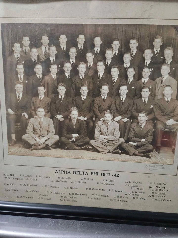 Vintage Alpha Delta Phi Fraternity Photo 1941-42 Friedland Studi - photo 3