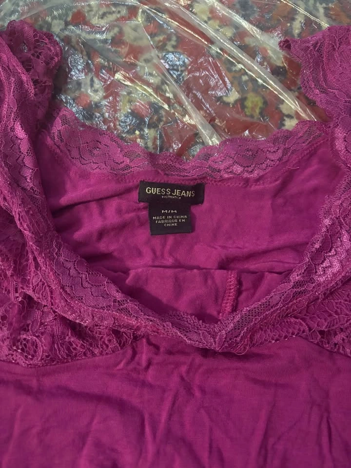 Guess Lace Top - Size Medium - photo 2