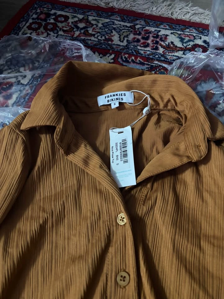 NWT Frankie’s Bikinis (Revolve) top size small - photo 2