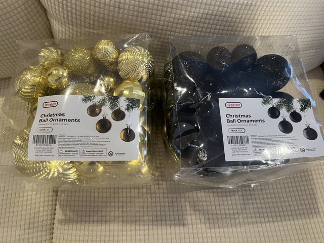 100% NEW High Quality Ornaments GOLD & BLACK Orig $100 NOW $25