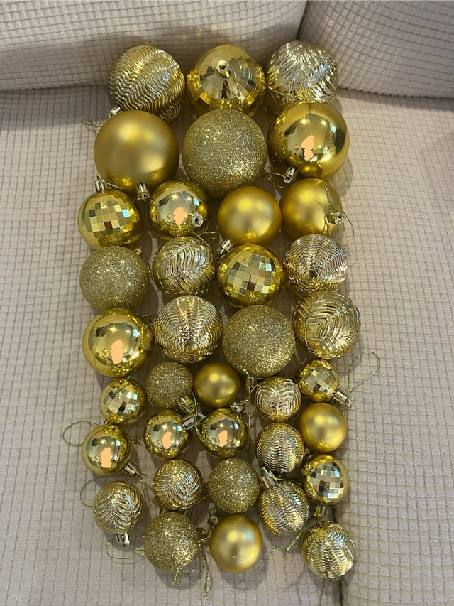 100% NEW High Quality Ornaments GOLD & BLACK Orig $100 NOW $25 - photo 2