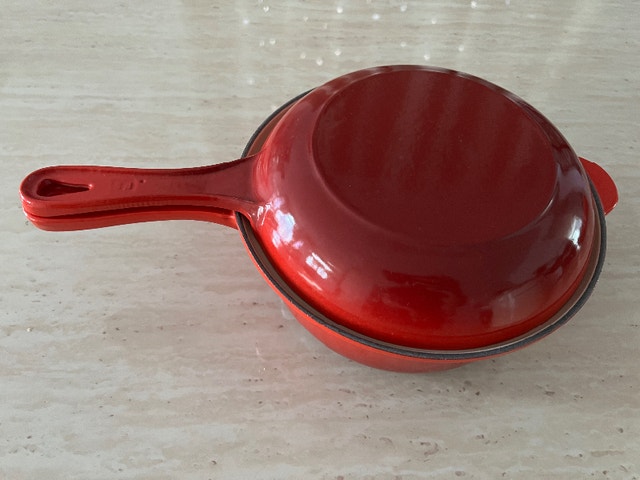 100%NEW Le Creuset Cast Iron Saucepan Set Orig$330 NOW$250