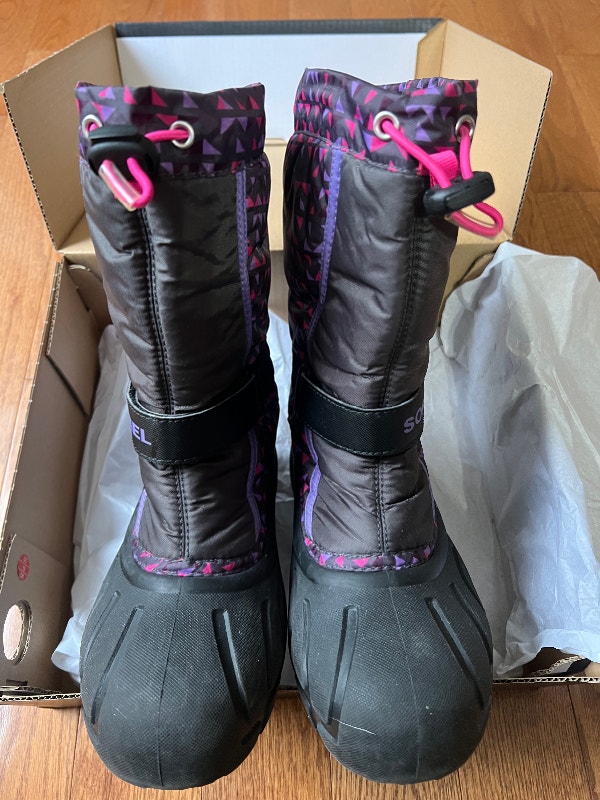 SOREL Snow Boots excellent condition ORIG $120 NOW $20 no tax! - photo 3
