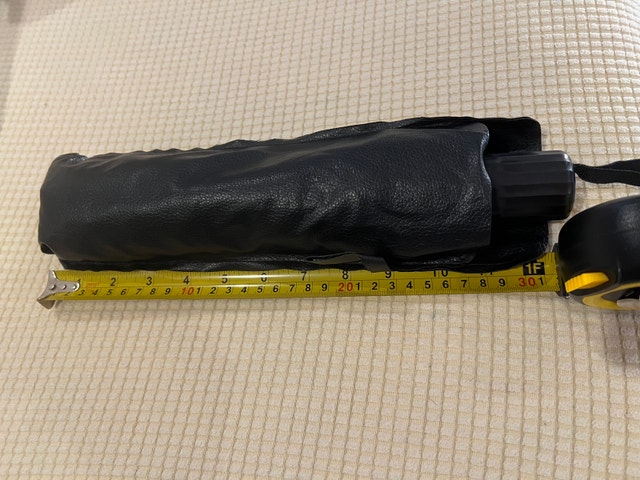 NEW Foldable Windshield Sunshade Umbrella - $15 - photo 4