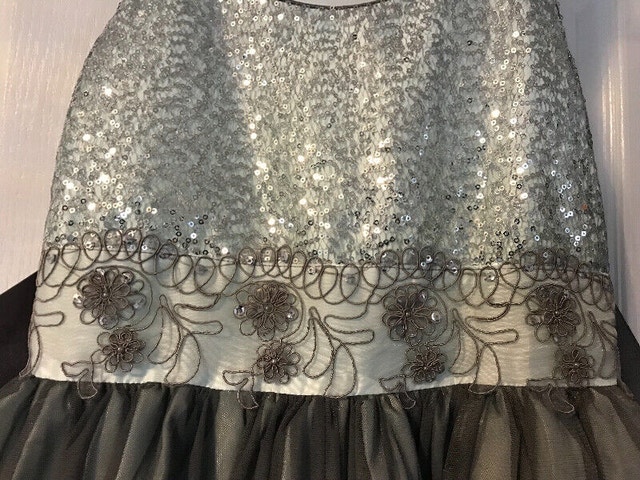 Super cute dress for kids ONLY $10, excellent for spec occasion! - photo 2