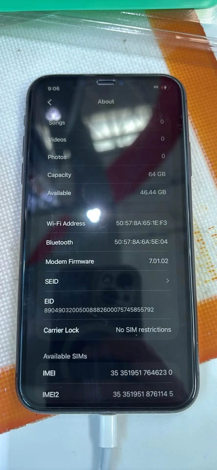 Used iPhone 11 64GB - photo 5