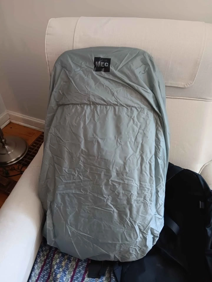 MEC Black Travel Backpack with Rain Cover - photo 5