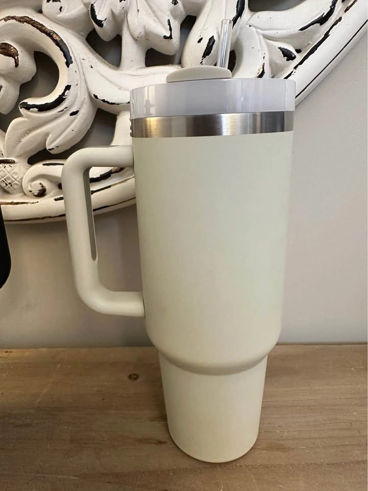 Cream Tumbler with Handle - photo 3