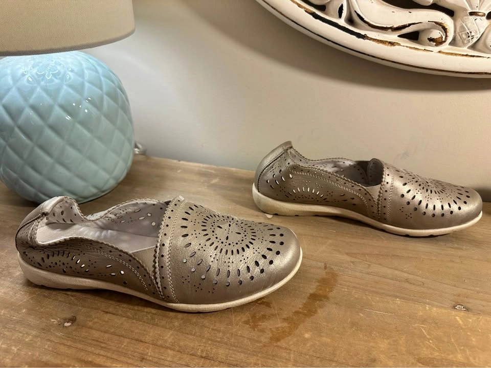 Remonte Soft Silver Perforated Slip-On Shoes - photo 3