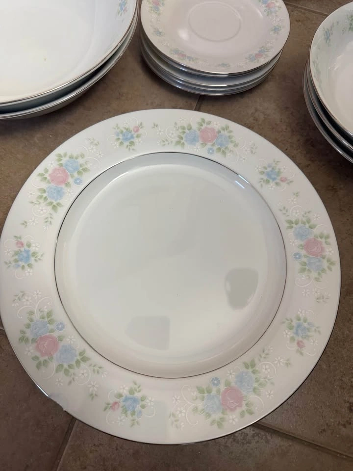 Vintage China Set – China Garden “Prestige” – Service for 12+ (L - photo 2