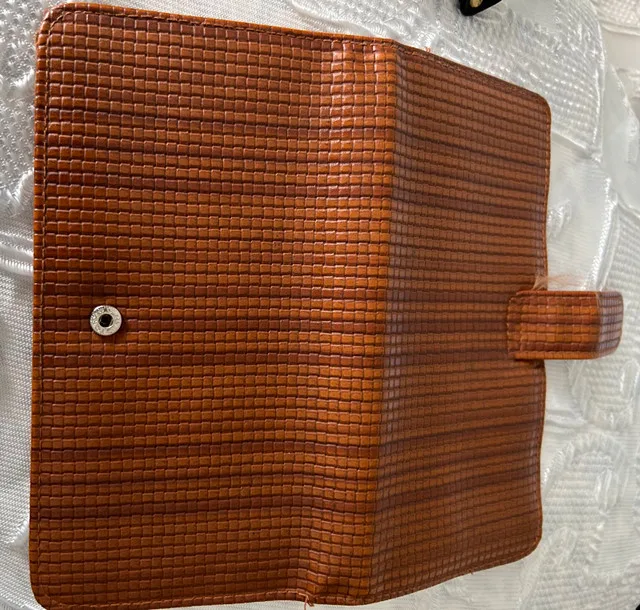 Brown Wallet image indicator(3)