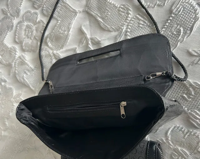 Black purse image indicator(3)