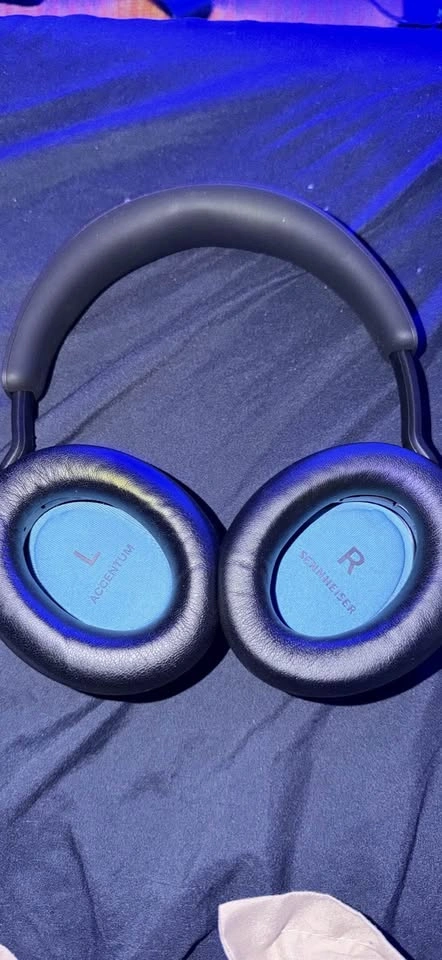 Sennheiser Accemtum Over Ear Headphones - photo 2