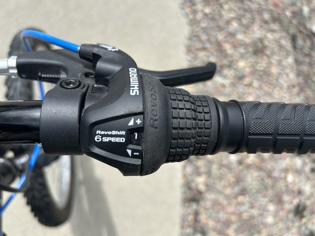 CCM SL 2.0 Dual Suspension 6-Speed Kids Bike - photo 5