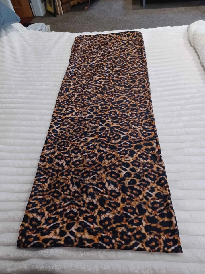 Leopard Pattern Body Pillow Case - photo 2