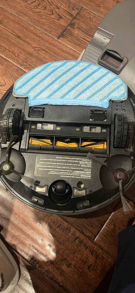 Ecovacs DEEBOT Robot Vacuum with Auto-Empty Station - photo 2