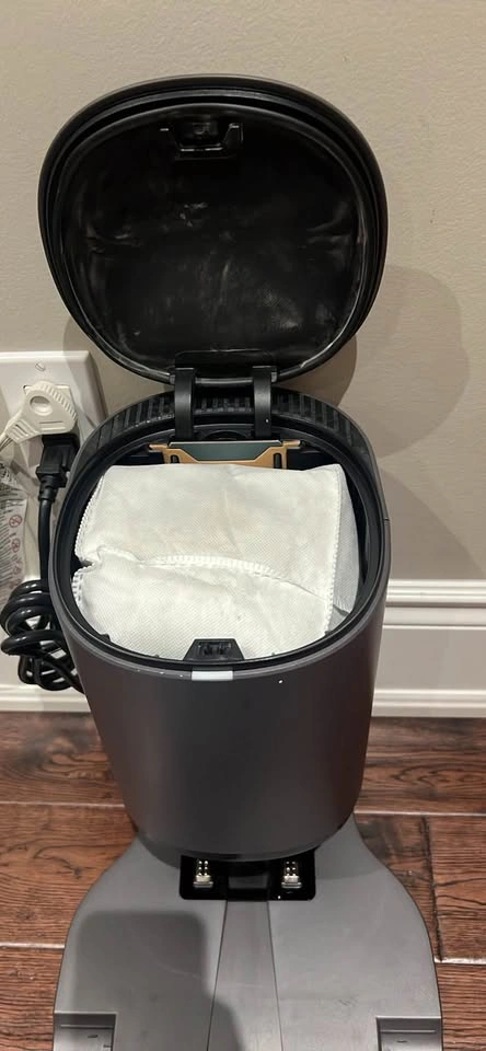Ecovacs DEEBOT Robot Vacuum with Auto-Empty Station - photo 3