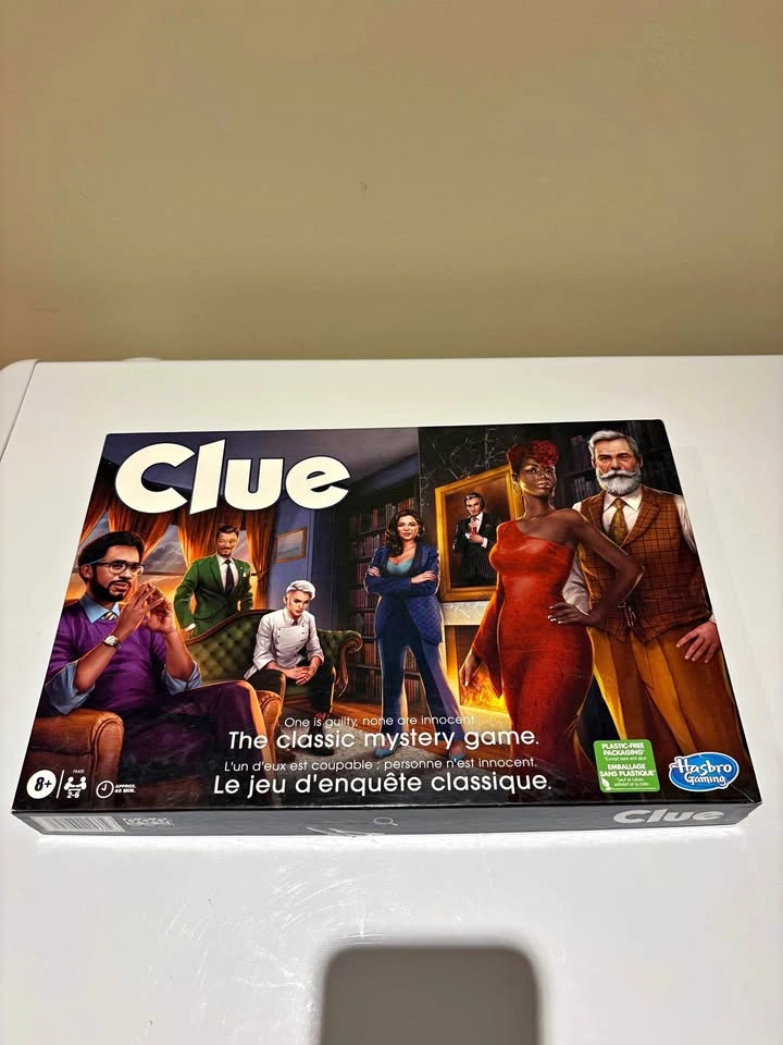 Clue Classic Mystery Board Game – Like New