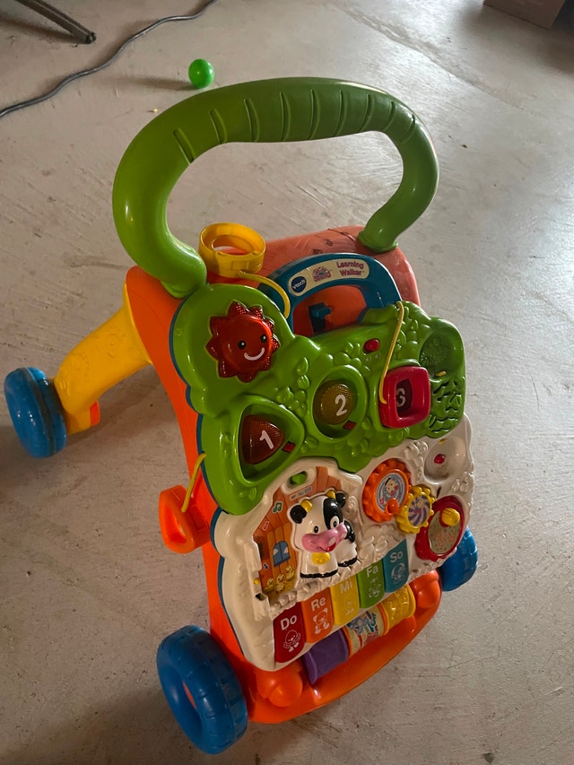 VTech Learning Walker – Baby Push Walker Toy