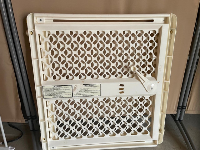 Baby Safety Gate – Adjustable