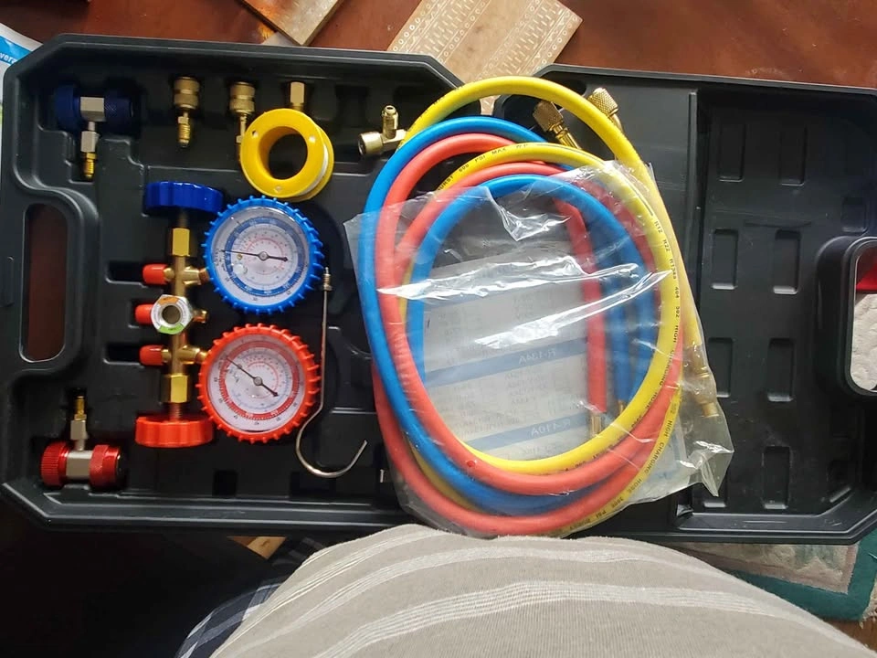 Brand New HVAC Vacuum Pump & A/C Manifold Gauge Set – $95 OBO - photo 3