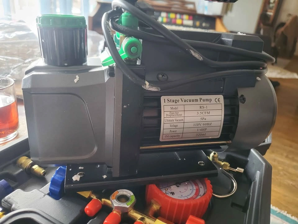 Brand New HVAC Vacuum Pump & A/C Manifold Gauge Set – $95 OBO - photo 4