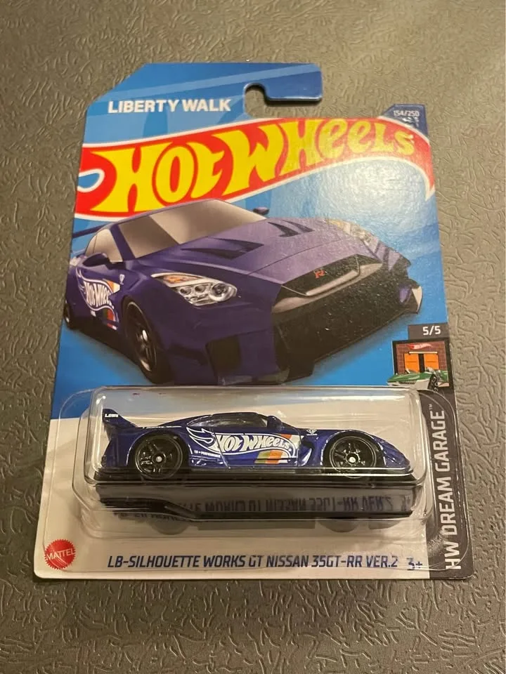 Hot Wheels LB-Silhouette Works GT Nissan 35GT-RR image indicator(2)