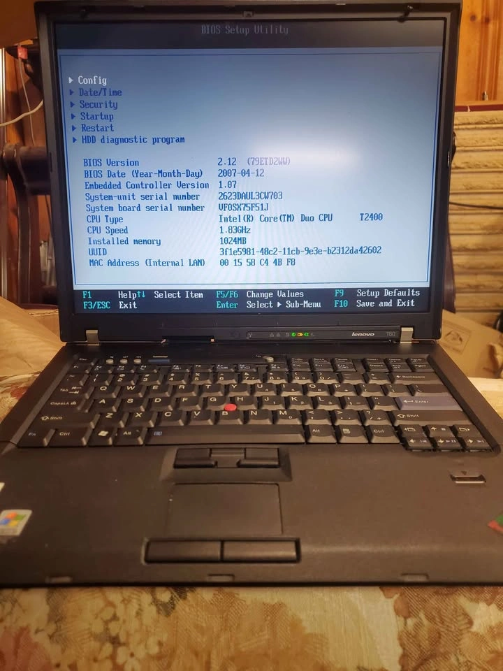 2 Lenovo ThinkPad Laptops - Powers On - With Battery + Charger - photo 3
