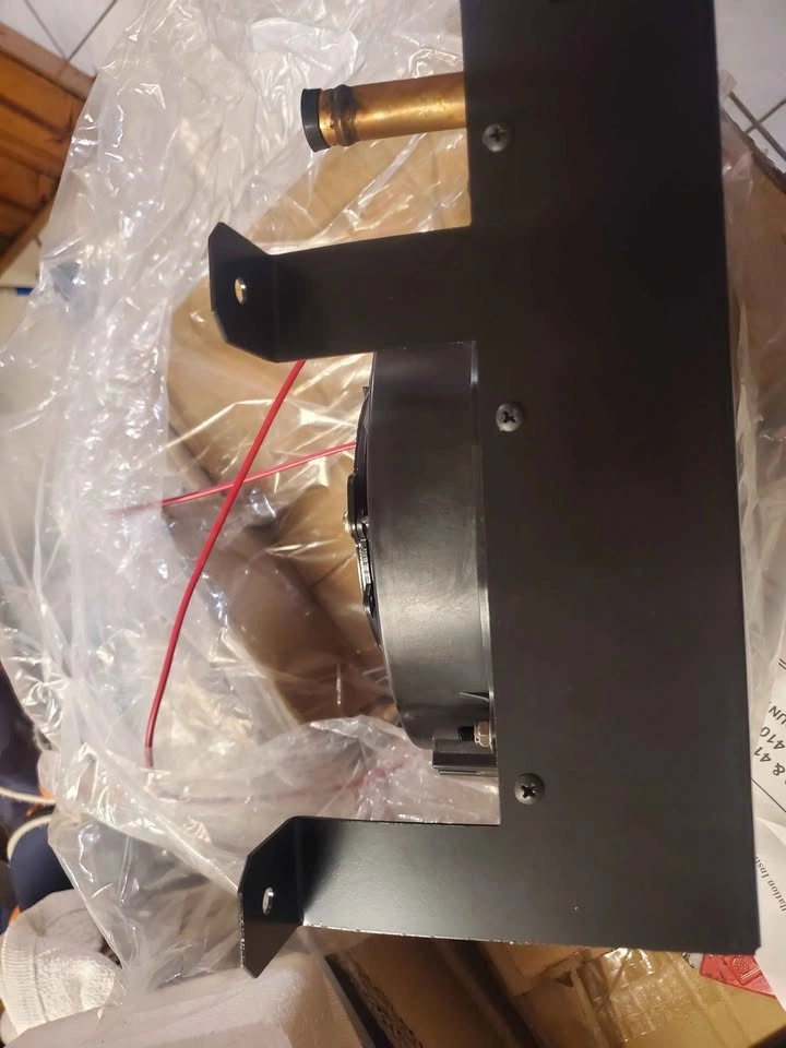 Maradyne 12V Wall Mount Heater - photo 2